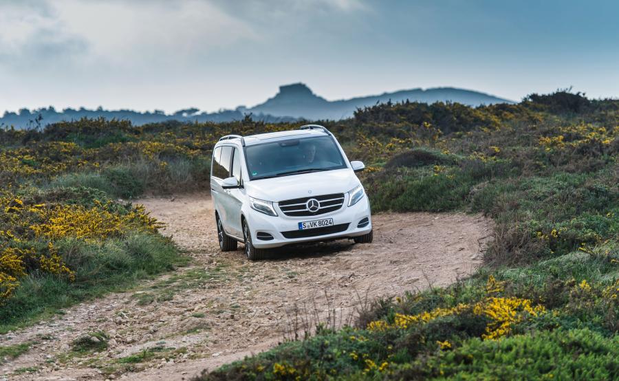  Mercedes-Benz V250 BlueTec 4Matic Avantgarde Line 2014 года  (фото 9 из 11)